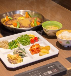 鉄板ハンバーグ